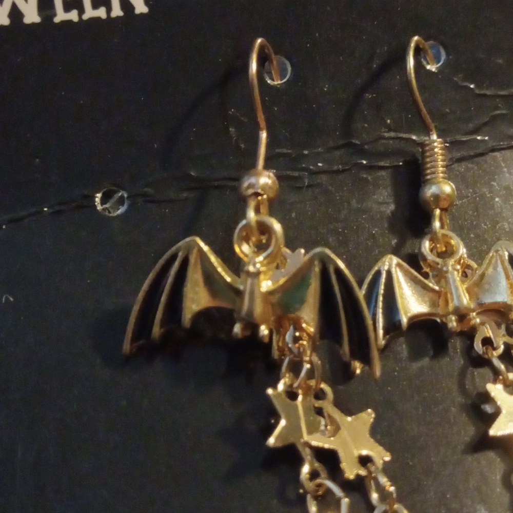 Halloween Bat Earrings - Picture 8 of 9
